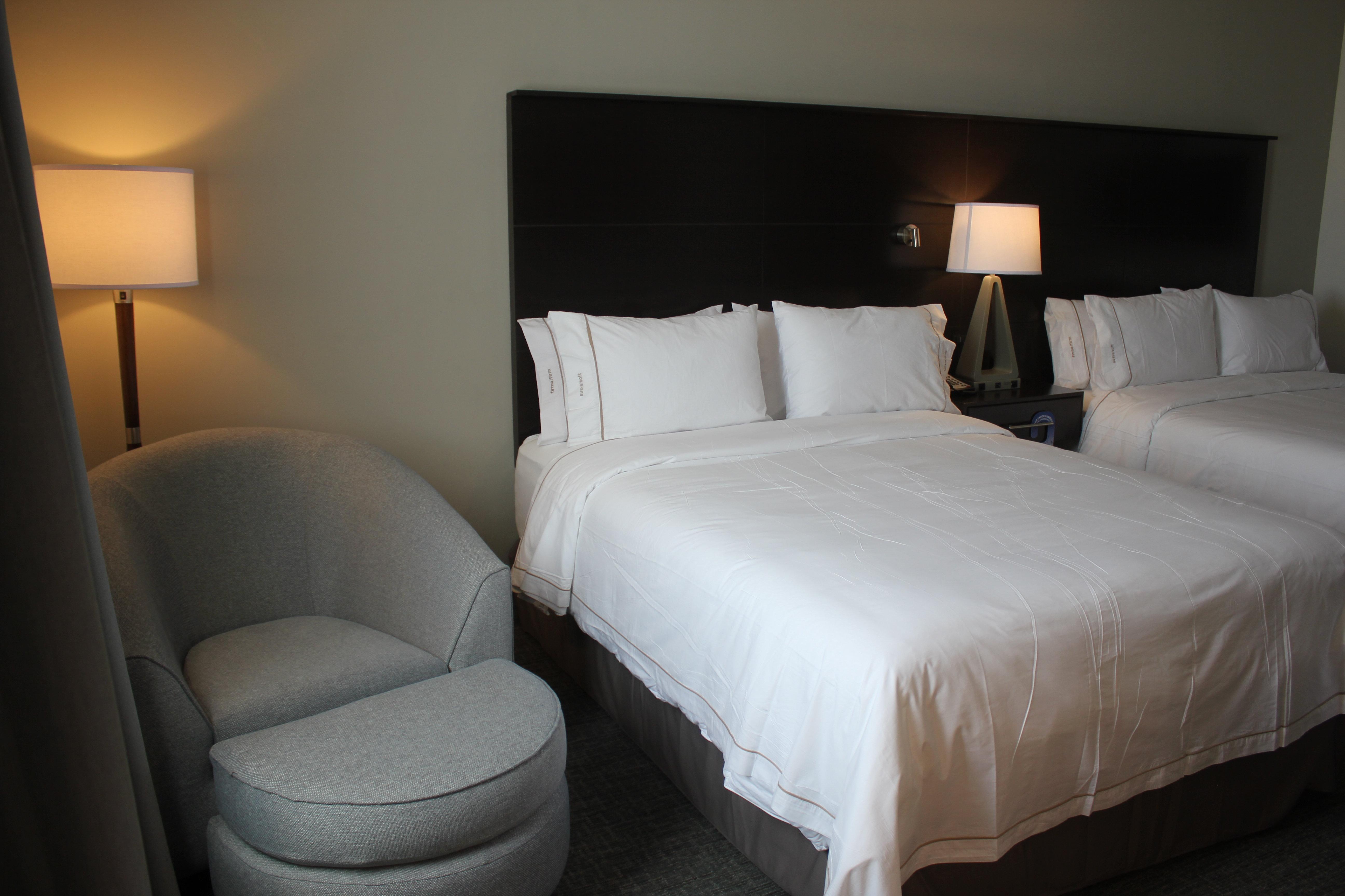 Holiday Inn Express & Suites Silao Aeropuerto Terminal By Ihg Exterior foto